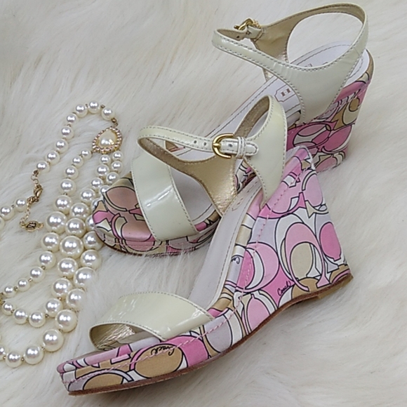 Coach Klara size 7 womens pink logo wedge - Picture 1 of 6